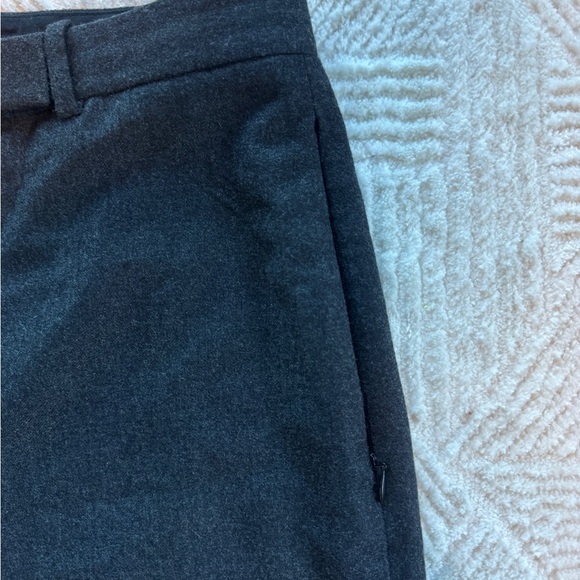 Theory Tapered High-Waist Pant in Sleek Flannel New Charcoal Melange Wool Size 4 - Picture 4 of 16